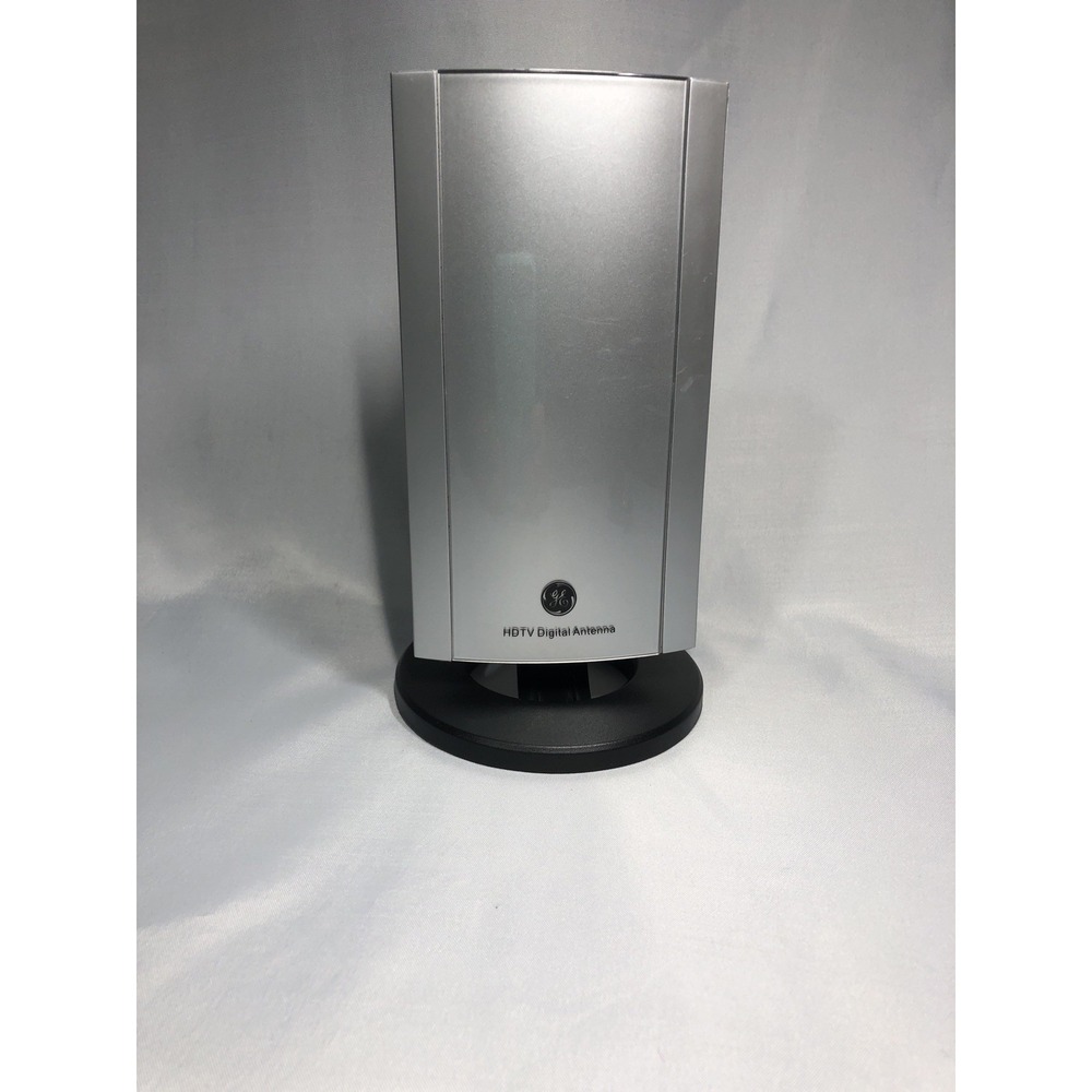GE Futura HDTV Digital Antenna Model TV-24746 with power cord